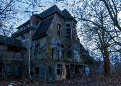 Zombie hospital Kinderkrankenhaus Weissensee Abandoned Berlin 2015 0799