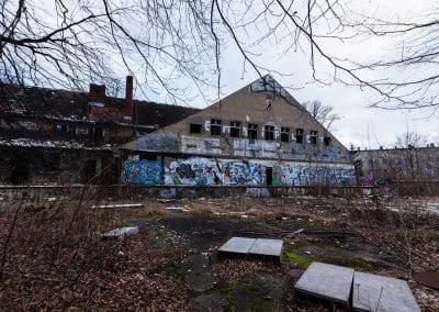 Zombie hospital Kinderkrankenhaus Weissensee Abandoned Berlin 2015 1383
